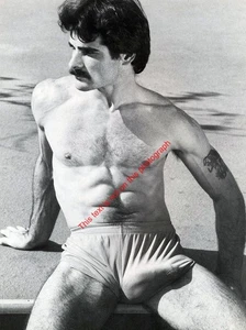 Vintage Nude Male Model Muscular Handsome Gay Man Hot Men Naked 5X7 Photo M1813 - Bild 1 von 4