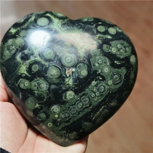 620g  Kambaba Crocodile Jasper Heart Black & Green Stone  O298 - Picture 1 of 9
