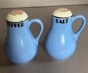 VINTAGE 5" LG HALL CHINA BLUE ROYAL ROSE STOVE SALT PEPPER SHAKERS ROSE PARADE - Picture 1 of 7