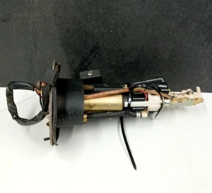 Honda CBR600RR Petrol Fuel Pump – 2003–2004 – OEM – CMB1086 - Picture 1 of 8