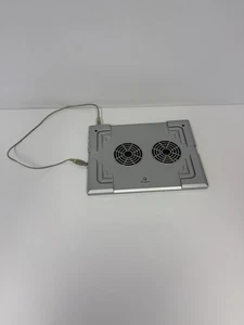 Hub de refroidissement pour ordinateur portable USB Targus modèle AWE01US - Photo 1/20