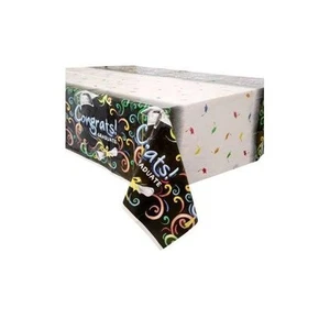 Unique Party Mantel para Fiesta Diseño Pizarra Graduación (SG35624) - Imagen 1 de 1