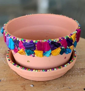 Maceta de terracota poco profunda 4,5 x 2,5 con platillo con mosaico y pedrería - Imagen 1 de 8