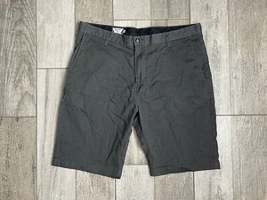 Volcom Classic Chino Shorts Mens Size 38 Gray Mid Rise 11” Inseam Fast Free Ship - Picture 1 of 9