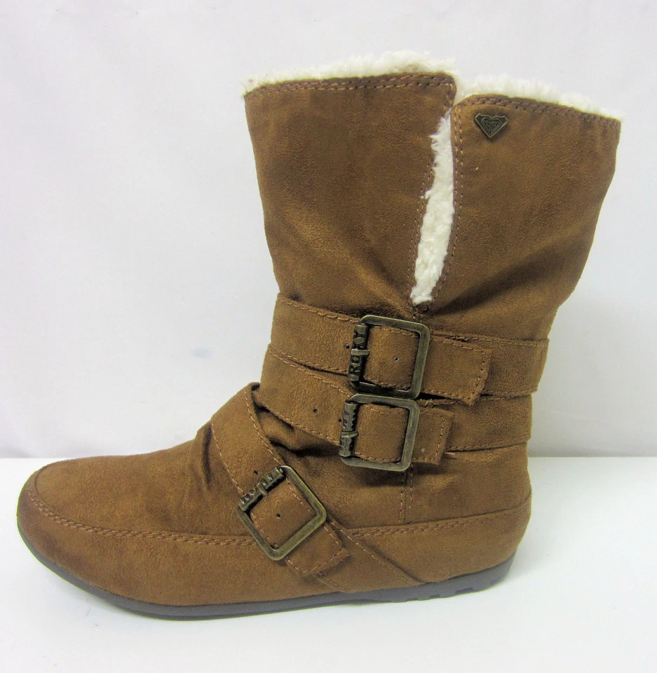 BOTAS ROXY OSLO PIEL SINTÉTICA MEDIA PANTORRILLA MARRÓN TOSTADO TRIPLE HEBILLA NUEVAS $70 MUJERES DAMAS Foto 1 de 1