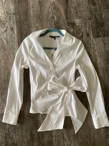 NWT Women's White House Black Market Long Sleeve White Shirt size 0 - Picture 1 of 3