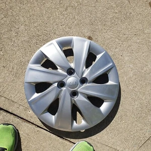 ********** OEM Kia Rio Hubcap Wheel Cover Hub Cap 2018 2019 2020 15" 52960-h9100 - Picture 1 of 6