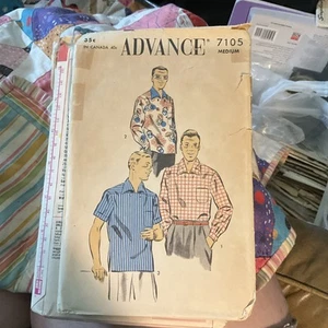 VINTAGE Advance Pattern 7105 Men's Pullover Shirt Sz Med Neck 15-15.5 1950 UNCUT - Picture 1 of 3