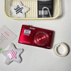 Nikon COOLPIX S5200 Digital Camera 16.0 MP 6x Optical Zoom with Accessories - Picture 1 of 4