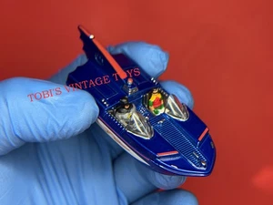 2025 Hot Wheels 1966 Blue Bat Boat Customized Sealed W/ Batman & Robin Figures🔥 - Picture 1 of 8