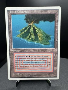 MTG Revised Volcanic Island- Isola Volcanica Rare Italian 1994 Vintage VLP/NM! - Picture 1 of 10