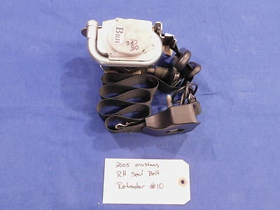2005 MUSTANG RH PASSENGER RIGHT FRONT SEATBELT BLACK BR33-63611B08-ABW #10 - Image 1 of 4