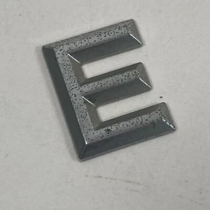 2004-2007 Mercury Monterey Advance Trac Emblem Letter 'E' Rear Tailgate Chrome - Picture 1 of 9