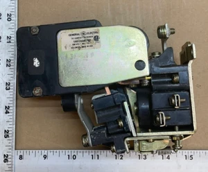 GENERAL ELECTRIC DS303B DC CONTACTOR 600V PN: 1A01DXA013XH - Picture 1 of 7