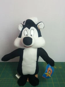Looney Tunes Plush Pepe Le Pew Skunk 1997 Vintage Tags 10" Ace Toys NWT - Picture 1 of 10