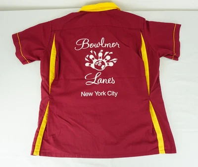 Camisa vintage Hilton Bowlmor Lanes New York City com botão de curva com etiqueta GG - Imagem 1 de 4