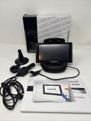 Garmin Drive 60 LM 6" Touchscreen GPS Nav Lifetime Maps USB Car Charger Bundle - Image 1 of 4