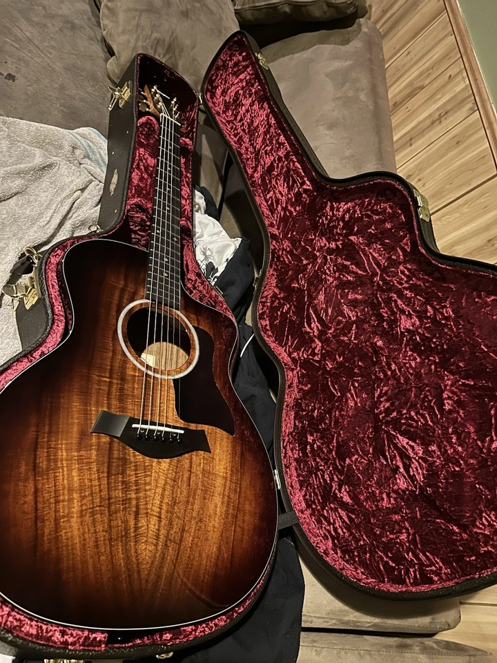 Taylor 224ce-K DLX Grand Auditorium Acoustic-Electric Guitar with Hard Case - Image 1 of 4