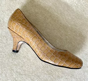 Zapatos de salón Ros Hommerson Attack Camello bronceado tacones patrón cocodrilo 7W - Imagen 1 de 6