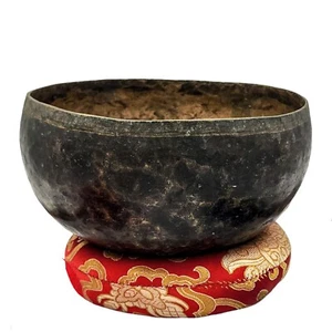 Vintage Oxidized Patina Hand Beaten Hammered Singing Bowl Tibetan Sound Healing - Picture 1 of 6