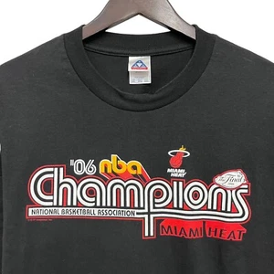 Miami Heat NBA 2006 Champions The Finals schwarzes Herren-T-Shirt AAA-Etikett Größe 3XL EUC - Bild 1 von 5