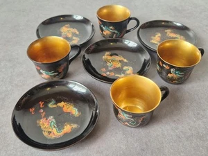 4 Mid-Century Chinese Foochow Lacquerware Tea Cups & Saucers Black Gold Dragons - Picture 1 of 23