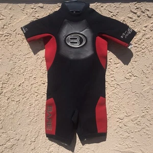 Bare Shorty Powerstretch Plazma 2/2mm black/red Wetsuit Junior Youth Kid sz 8 - Picture 1 of 9