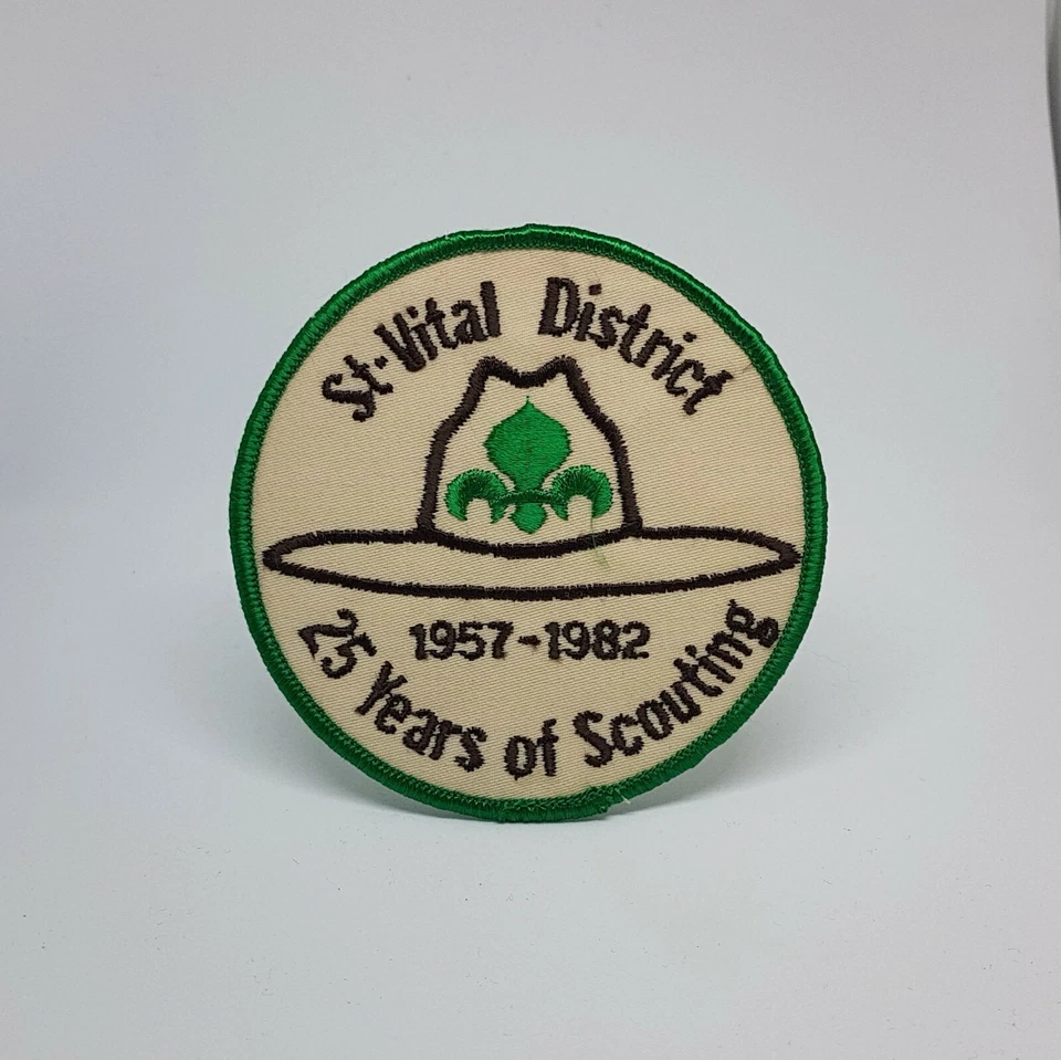 St Vital 25 Years Of Scouting 1957 - 1982 Patch Applique Crest 4 Inch Diameter - Image 1 of 1