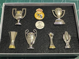 Real Madrid Champions 3D Trophäe 8 Pin Anstecker Set - Bild 1 von 9