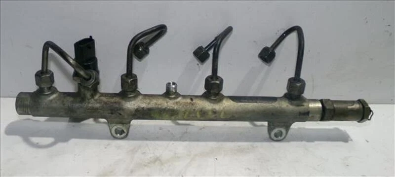 0445214024 injection bar for VOLVO S40 1.9 D 1996-2003 2002 82998 - Image 1 of 4