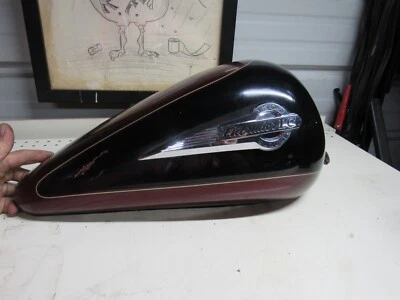 Suzuki Intruder VL1500 2000 00 panel del tanque lateral derecho Foto 1 de 4