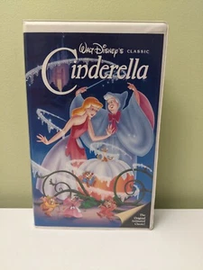 Walt Disney Classic- Cinderella (1988 VHS) Black Diamond Edition - Picture 1 of 9