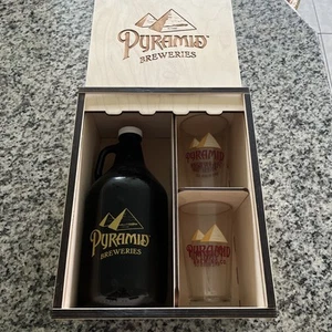 Pyramid Glass Growler Bottle Wood Box Set Jug Brewery Beer Pint EMPTY Seattle WA - Picture 1 of 8