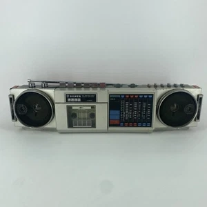 Boombox Silver ST2200 Lecteur cassette rare vintage Red - Picture 1 of 12