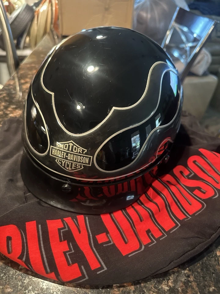 Harley Davidson Half Helmet With Silver Flames / Strap / Carry Bag / XXL - Image 1 of 4