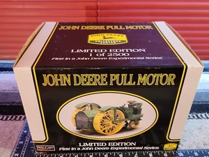 John Deere Pull Motor 1/16 Resin Farm Tractor Replica Collectible by SpecCast - Picture 1 of 5