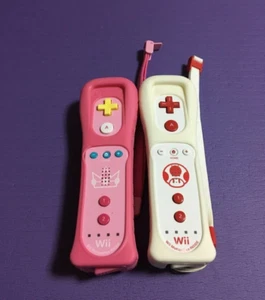Nintendo Wii U Remote Motion Plus Controller Peach Toad Jacket Strap - Picture 1 of 2