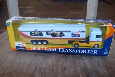 ING RENAULT 2008 FORMULA 1 RACING TEAM TRANSPORTER, 1:87 SCALE MODEL TRUCK SUPER - Image 1 of 3