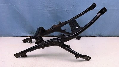 Yamaha XVZ12T XVZ1200 1983 Venture Y548' subchasis trasero sección subchasis Foto 1 de 4