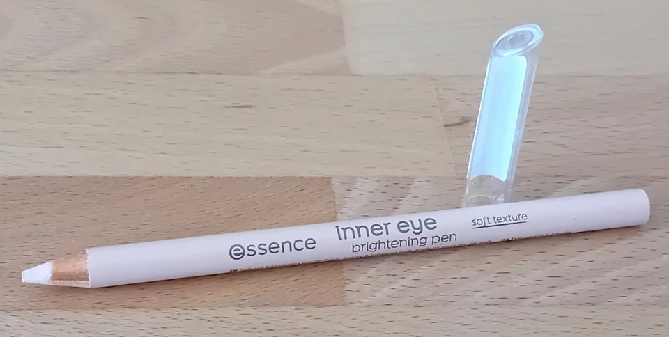 essence Inner Eye brightening Pen Farbe 01 Everybody's Shade 1,0 g - Neu - Bild 1 von 1