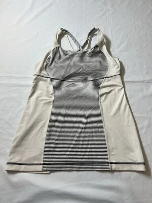 Tanque LuluLemon Energy en Hyper Stripe Angel Wing CrissCross Back Talla 6 Foto 1 de 4