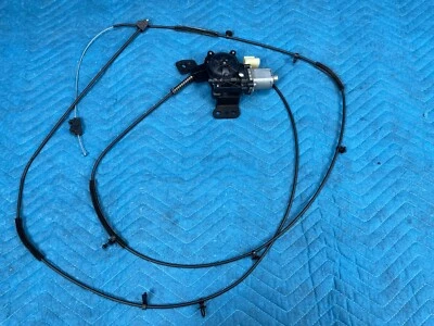 Motor regulador de potencia de vidrio para ventana trasera Nissan Titan con cables 2016-2023 OEM Foto 1 de 4