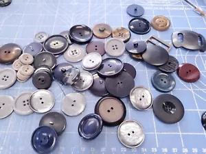 Lot Vintage Buttons Neutrals Sportswear Coat Apparel Plastic - Picture 1 of 1