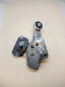 Vauxhall Vivaro Trafic Primastar 1.9 Engine Top Upper Mount Bracket 2001 - 2006 - Picture 1 of 4
