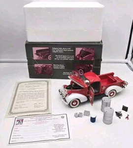 1937 STUDEBAKER Coupe-Express Model J-5 Crown Premiums 1:24 Replica - Picture 1 of 17