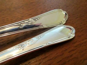 Wm A Rogers 1936 Meadowbrook (Calla Lilies) Meat Fork 8" & Casserole Spoon 8.5" - Picture 1 of 12