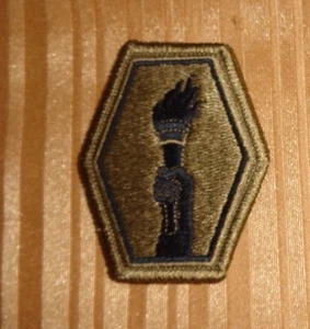 PARCHE EJÉRCITO, 442º REGIMIENTO DE INFANTERÍA, MULTICÁMARA, ESCORPIÓN, CON GANCHO - Imagen 1 de 1