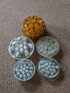 5 X VINTAGE CLEAR & COLOURED GLASS FLOWER FROGS - Picture 1 of 6