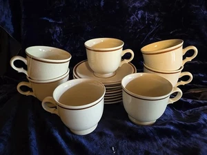 7 juegos de tazas y platillos informales elegancia gres blanco roto borde marrón - Imagen 1 de 6