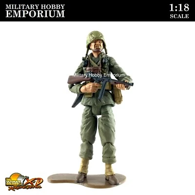 1:18 21st Century Toys Ultimate Soldier WWII US Marine Corps Lieutenant Figure - Image 1 of 4